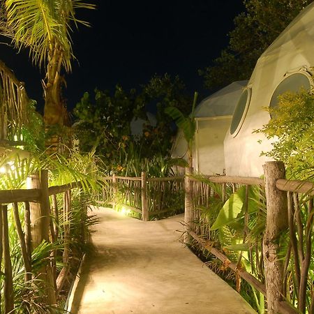 Отель Glamping Tulum With Private Mini Pool Экстерьер фото