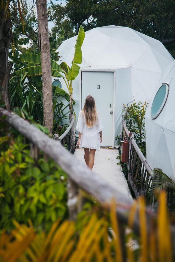 Отель Glamping Tulum With Private Mini Pool Экстерьер фото